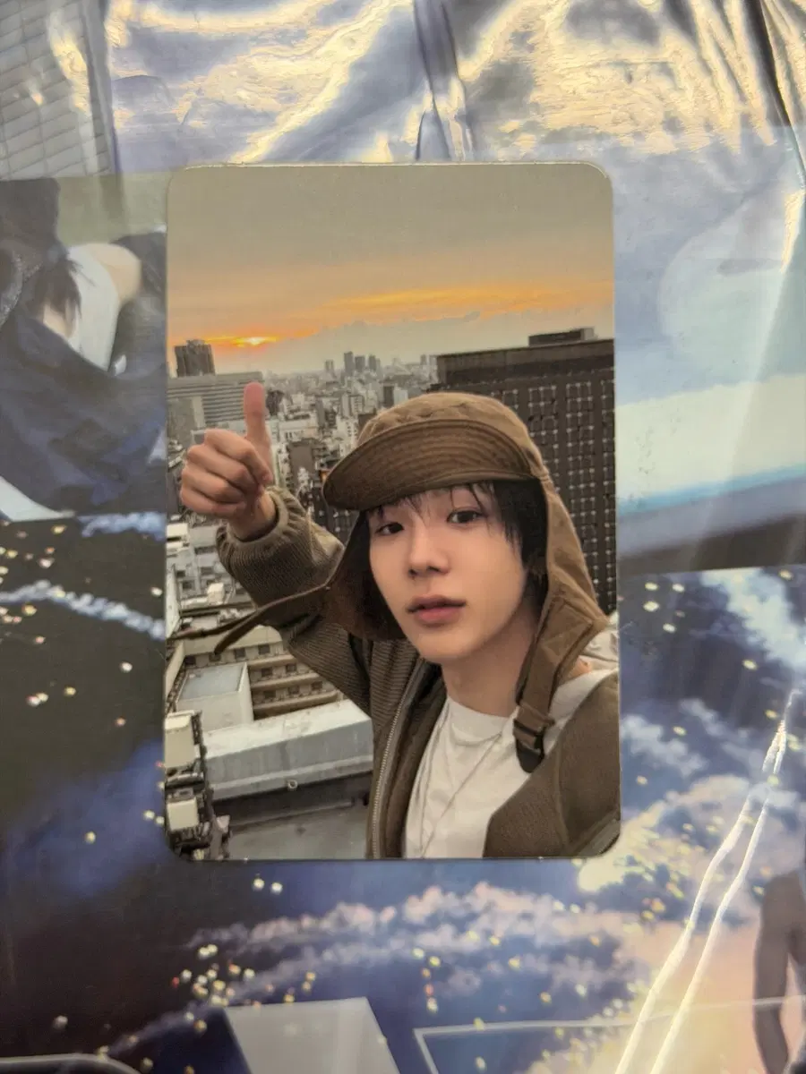 thumbnail-0
